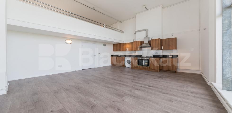 			STUNNING WAREHOUSE APARTMENT, 2 Bedroom, 1 bath, 1 reception Flat			 ABILITY PLAZA-KINGSLAND ROAD, DALSTON/HAGGERSTON